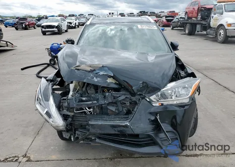 2019 Nissan Kicks S из США, поврежденный, VIN 3N1CP5CU9KL558524